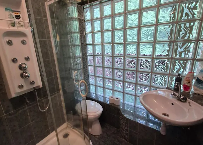 Tornacos Haz Guest house 3*